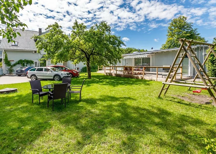 Gardenview Selection By Kerese *